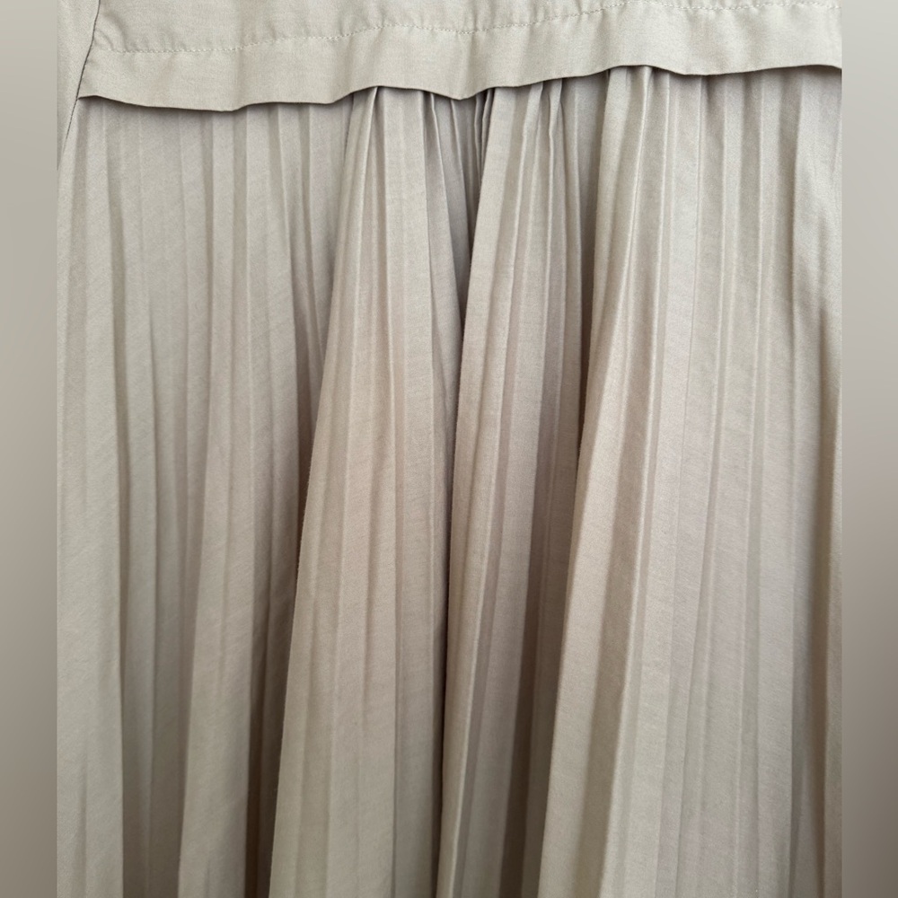 Banana Republic top - Picture 4 of 4